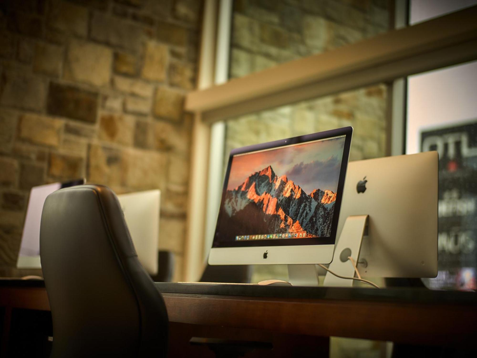 谢布克古弗尼尔酒店 舍布鲁克 外观 照片 iMac