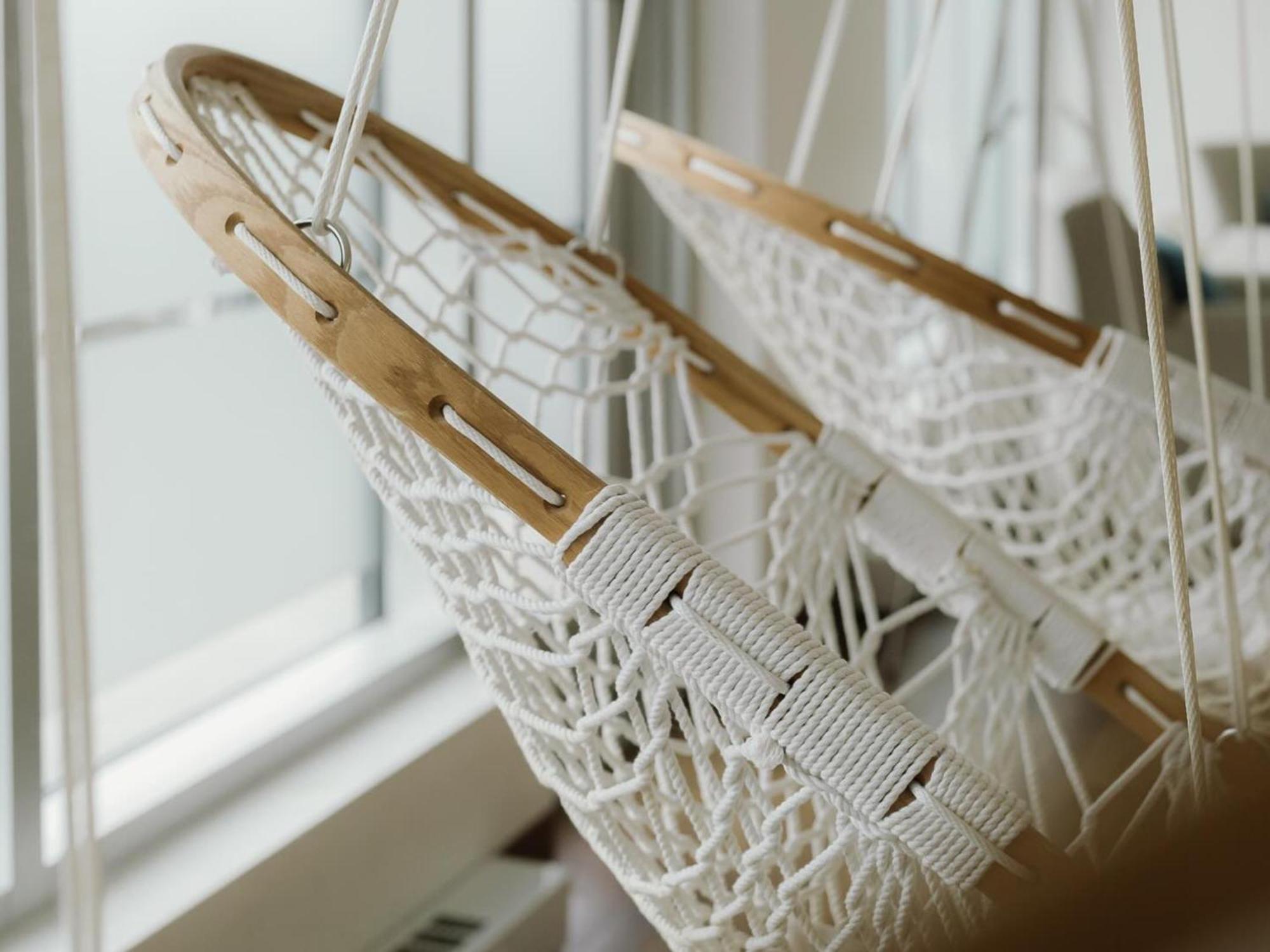 谢布克古弗尼尔酒店 舍布鲁克 外观 照片 A hammock chair