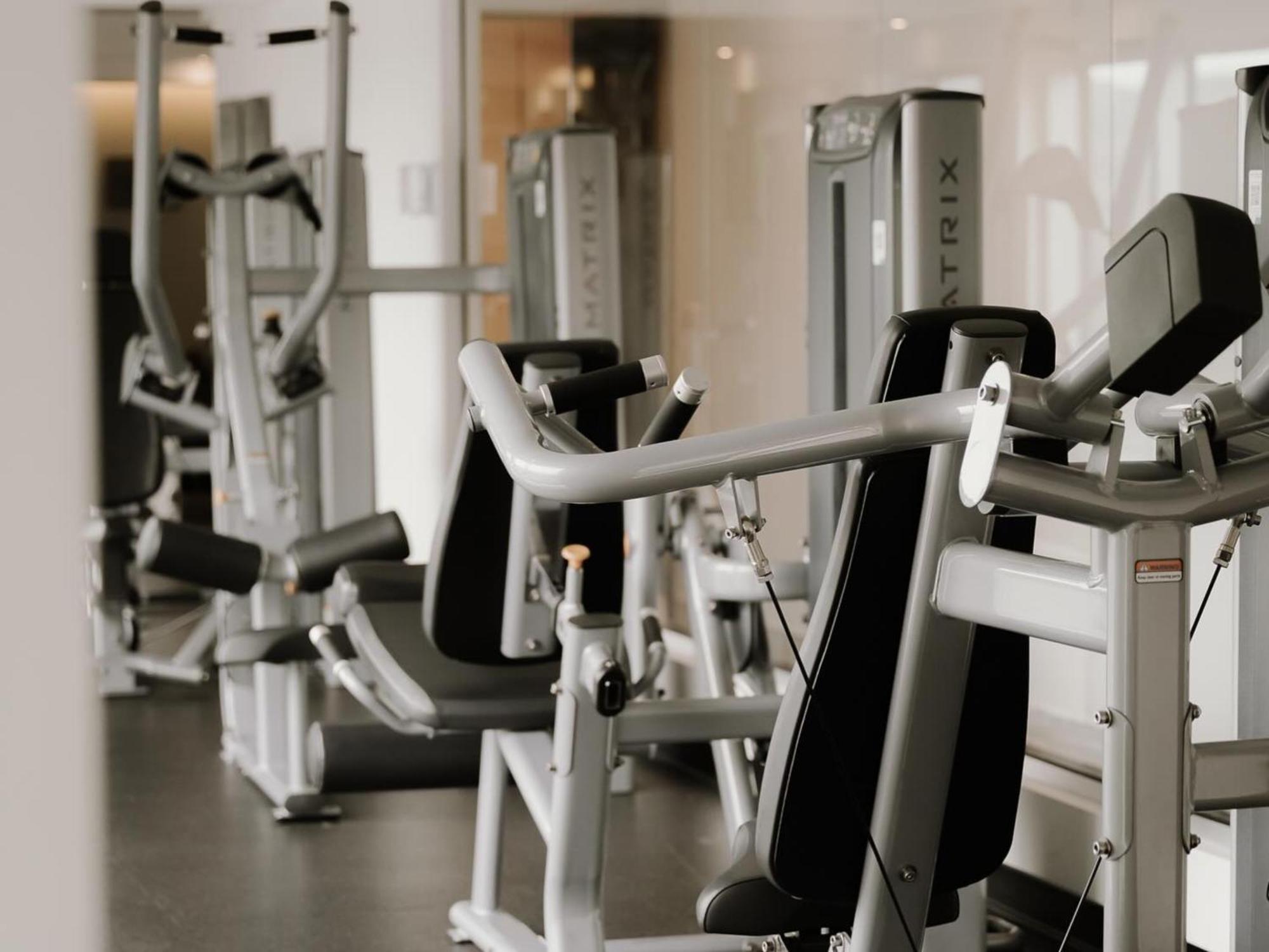 谢布克古弗尼尔酒店 舍布鲁克 外观 照片 A gym