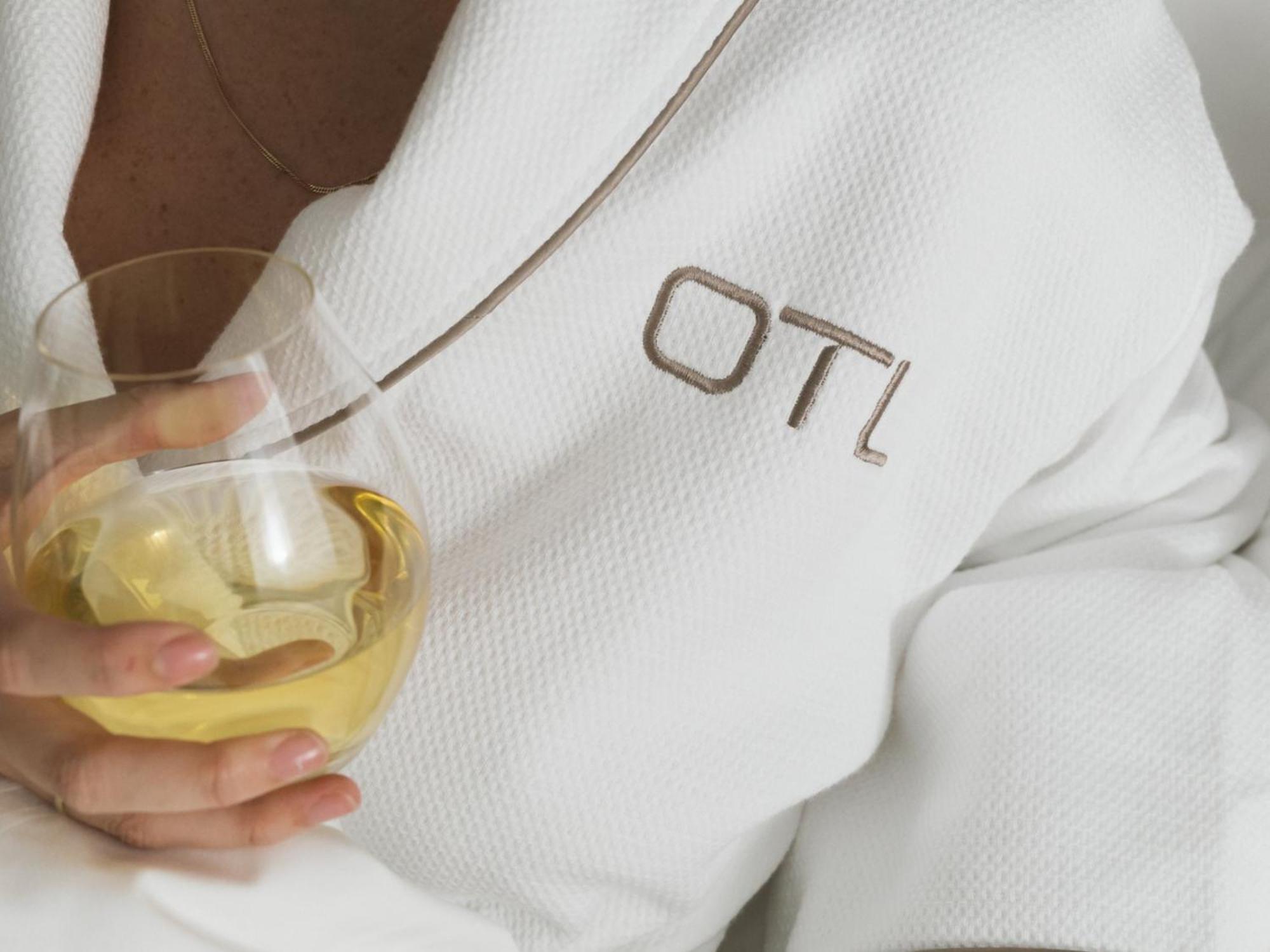 谢布克古弗尼尔酒店 舍布鲁克 外观 照片 OTL